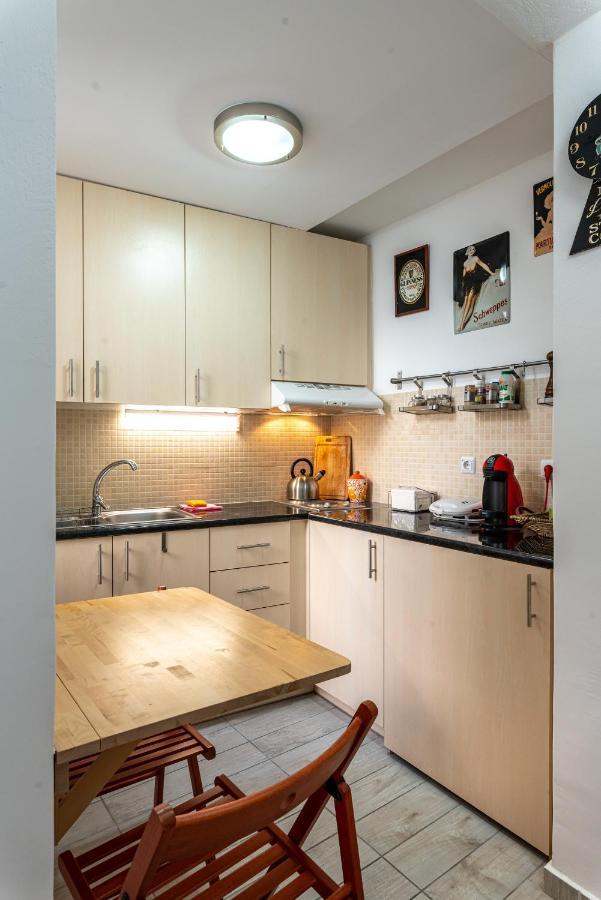 Great 35 Sq M Studio On 1St Floor In Bohemian Psyri In Athens' Historic Center-In Vivo Apartments Exterior photo