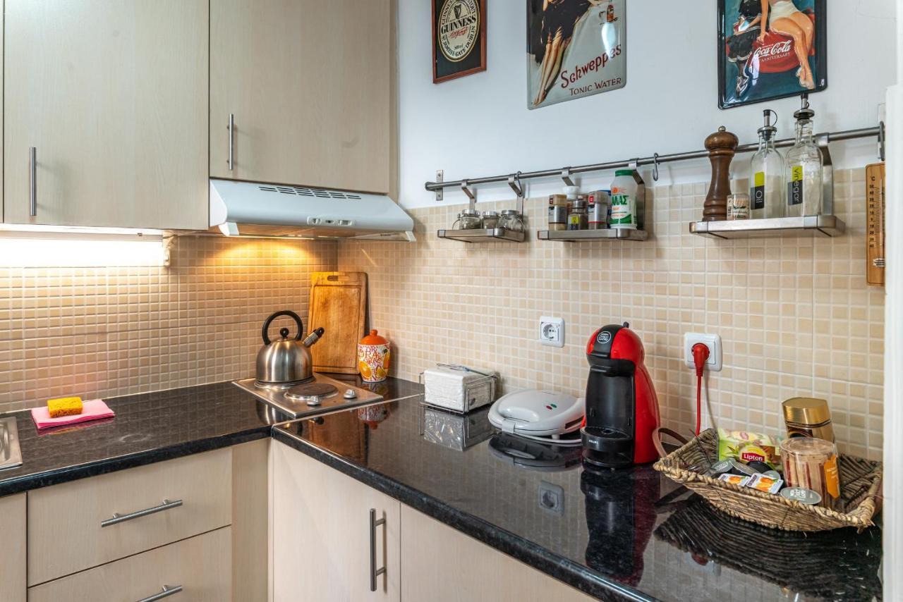 Great 35 Sq M Studio On 1St Floor In Bohemian Psyri In Athens' Historic Center-In Vivo Apartments Exterior photo